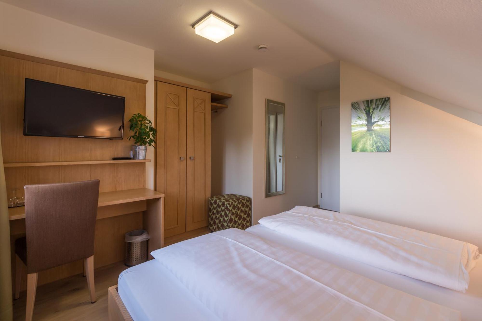 Gaestehaus Burgblick Bisingen Room photo