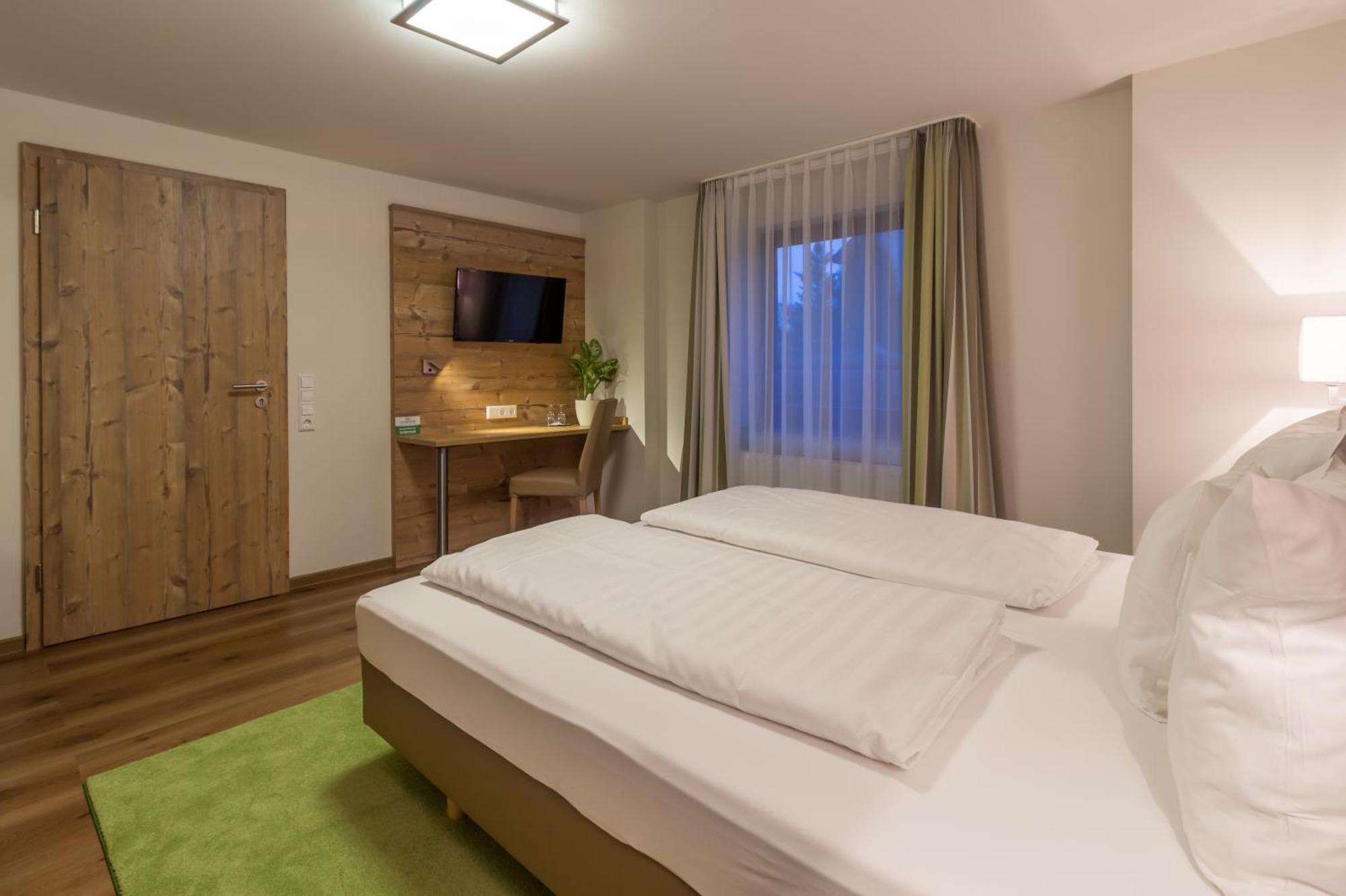Gaestehaus Burgblick Bisingen Room photo
